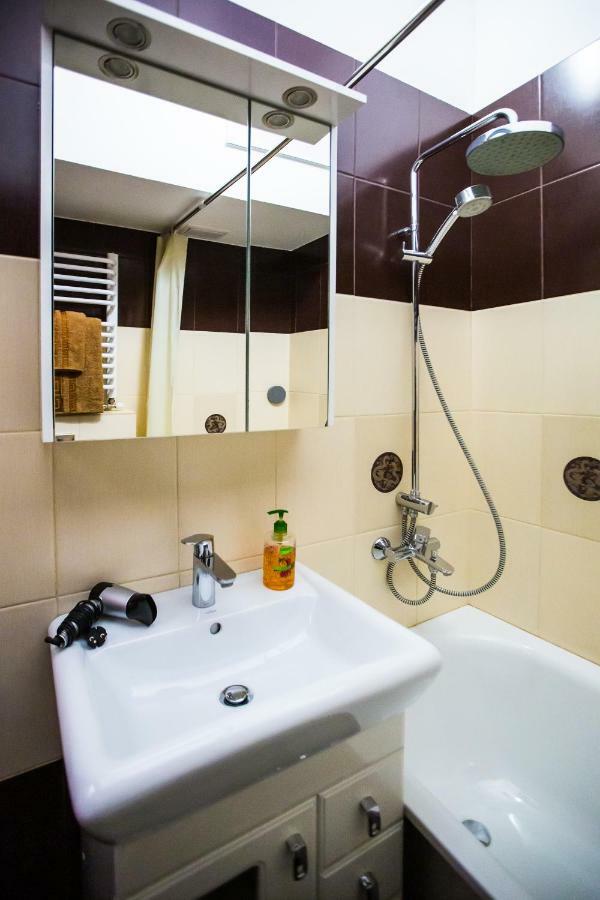 Apartments On Sholom Aleichem Та Ще Варіант Поруч Львов Экстерьер фото