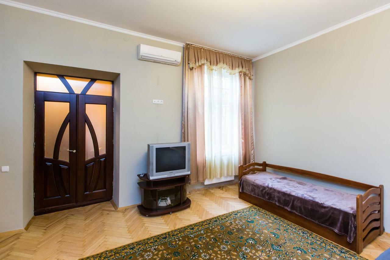 Apartments On Sholom Aleichem Та Ще Варіант Поруч Львов Экстерьер фото