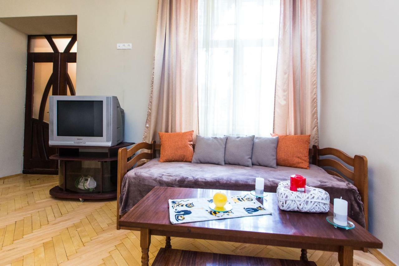 Apartments On Sholom Aleichem Та Ще Варіант Поруч Львов Экстерьер фото