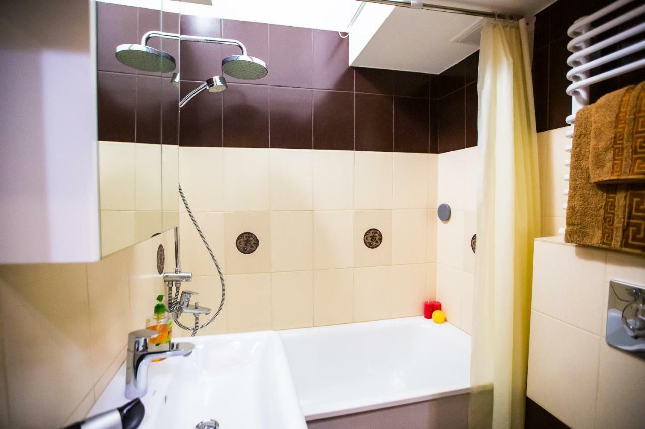 Apartments On Sholom Aleichem Та Ще Варіант Поруч Львов Экстерьер фото